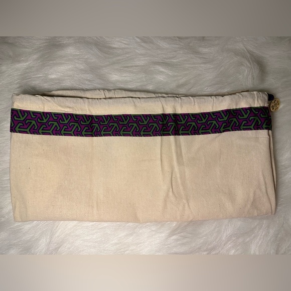 TORY BURCH T MONOGRAM BRAIDED
FLORAL MINI BAG - AUTHENTIC NWT - Picture 10 of 11